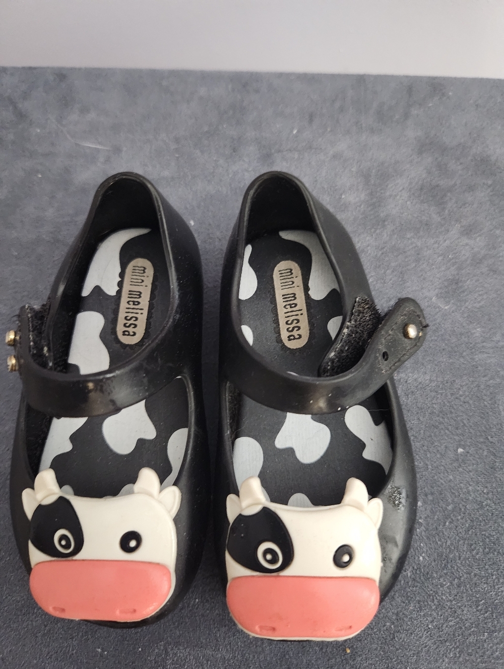 Mini Melissa Cow‑Print Mary Janes – Toddler Size 5 - Picture 2 of 5